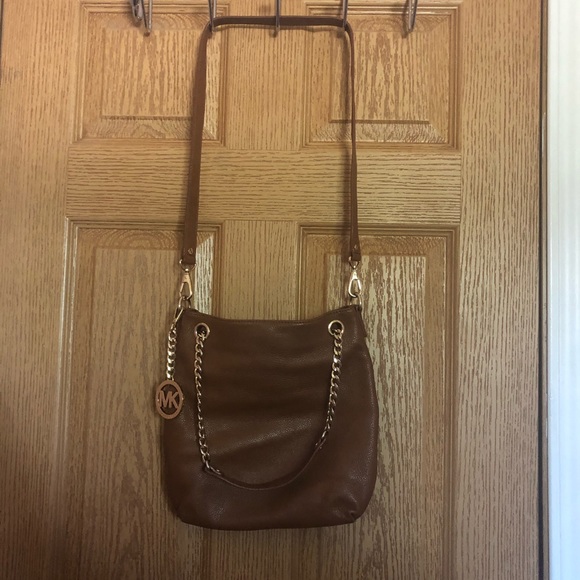 Michael Kors Handbags - Michael Kors Crossbody